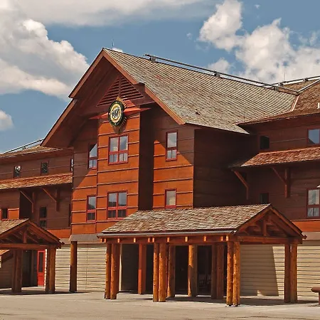 Old Faithful Snow Lodge